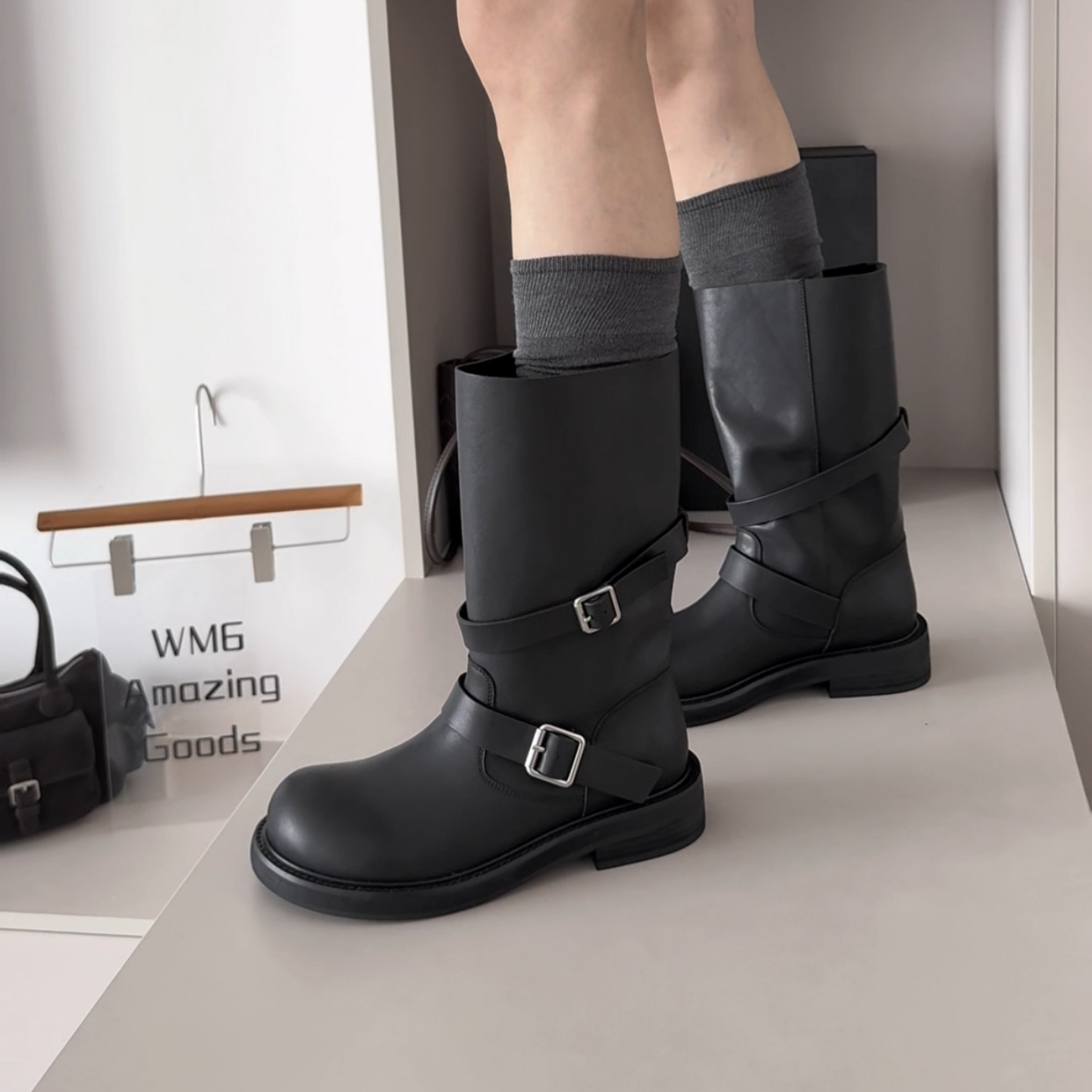 WM6马丁靴真皮低跟英伦风短靴女