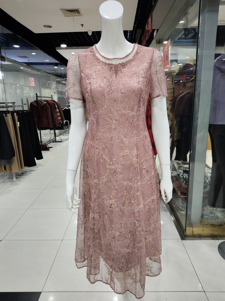 妈妈夏装连衣裙新款时尚高贵夫人50岁中老年女士大码遮肚洋气裙子