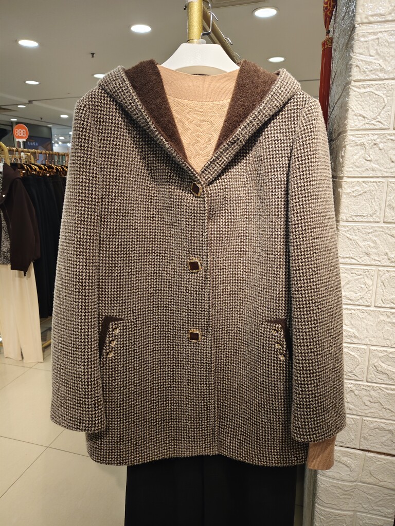 妈妈装气质中长款连帽时尚大衣中老年女装宽松大码秋冬女士外套潮