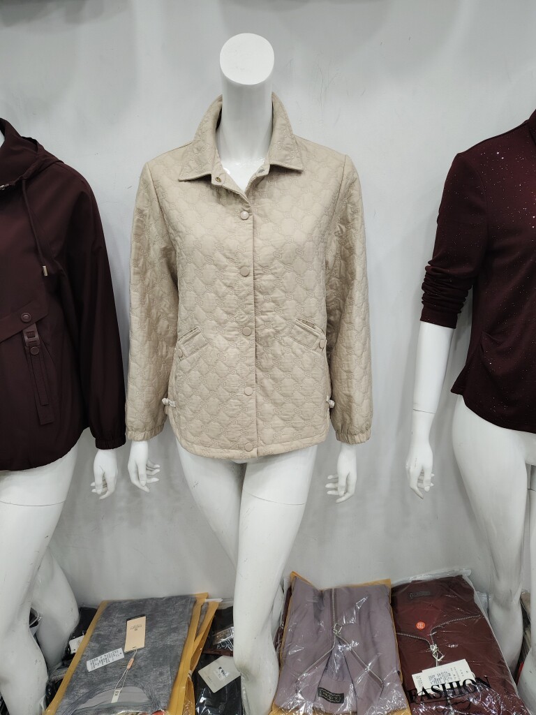 宏昊品牌专柜正品女装25秋季时尚休闲百搭翻领单排扣长袖短装外套