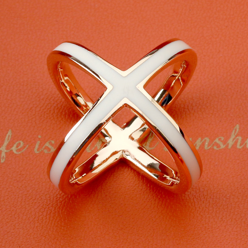 法式优雅十字珐琅丝巾扣高档两用胸针围巾扣百搭披肩简约方巾配饰