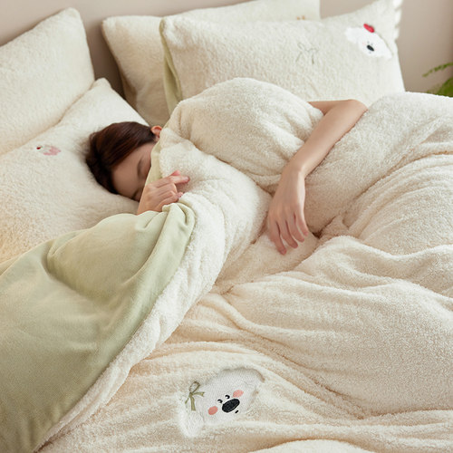 HJ简约泰迪绒刺绣四件套