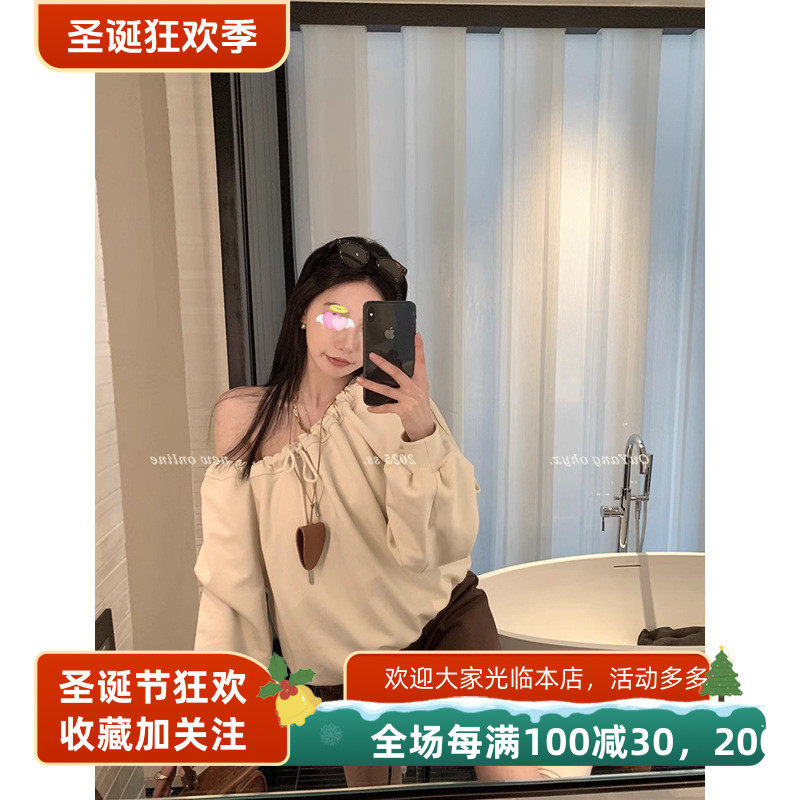 区区欧阳斜肩抽绳卫衣女春季新款长袖设计感小众宽松辣妹露肩上衣