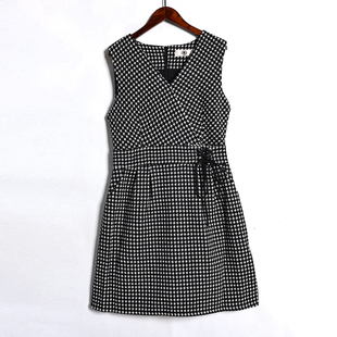 格子公主裙 宽松显瘦V领中长修身 2026春秋季 小香风背心连衣裙韩版