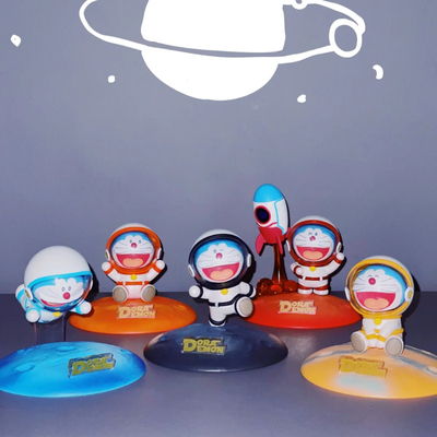 快乐星球支架盲盒手办凯蒂猫