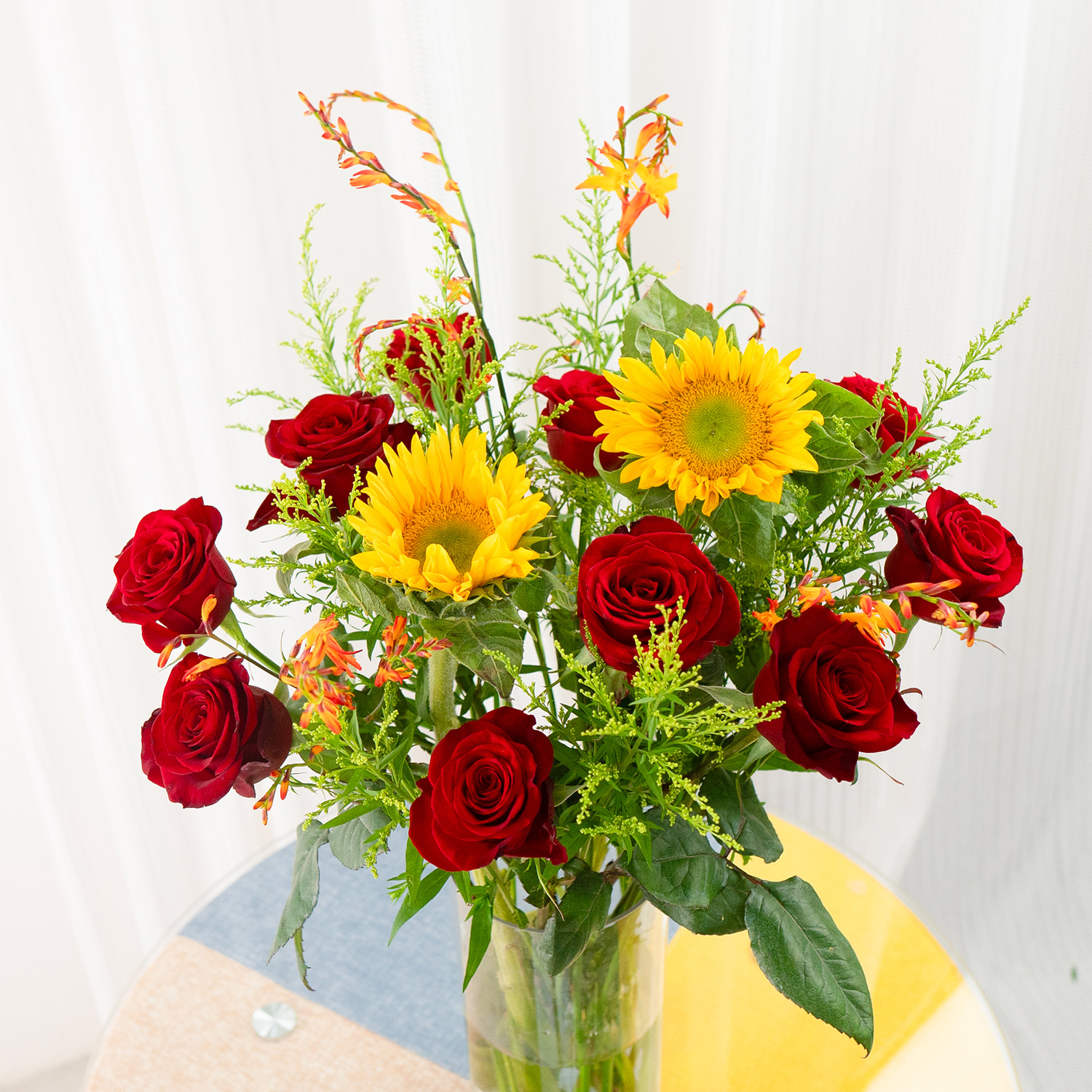 C14优质混搭花束鲜花云南基地直发家用水养花现采现发家庭插花