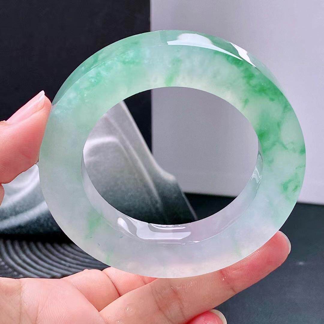 翡翠手镯 缅甸A货 天然翡翠冰飘花手镯