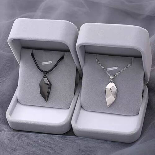 Good Simple Quality Couple Pendant Necklace Electrocardiogra