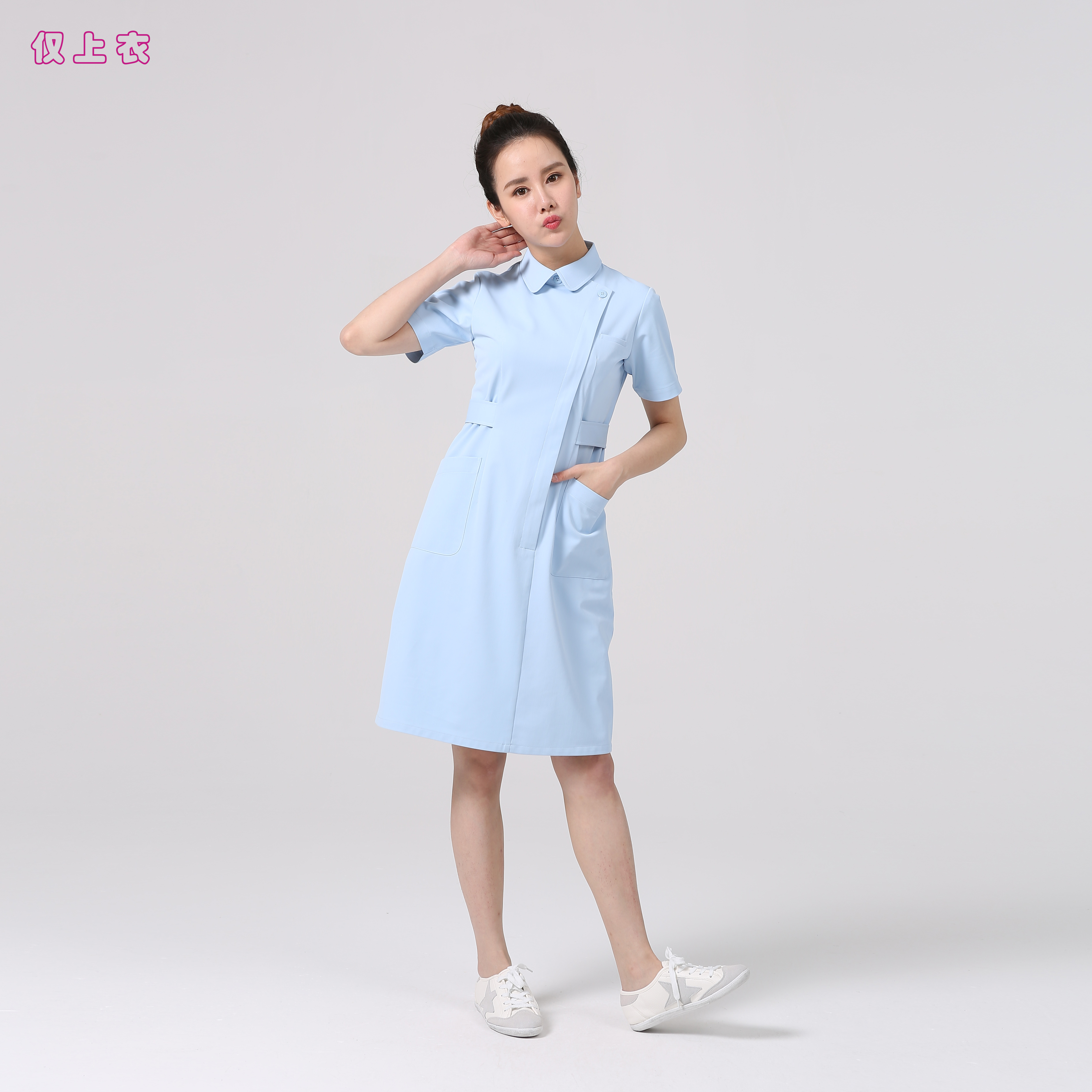 33006 护士服立领白大褂长袖夏季短袖工作制服女医生白色娃娃领