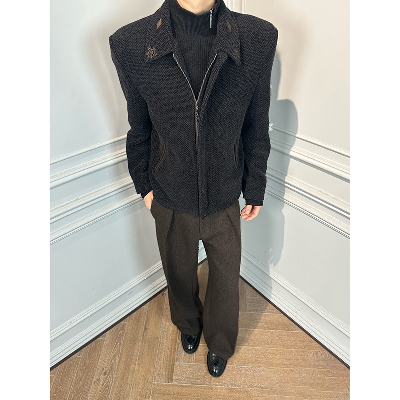 「珀镜」游牧菱状结晶雕花刺绣鱼纹雪尼尔拼接夹克YY74-P128，男装夹克，电商A330-1