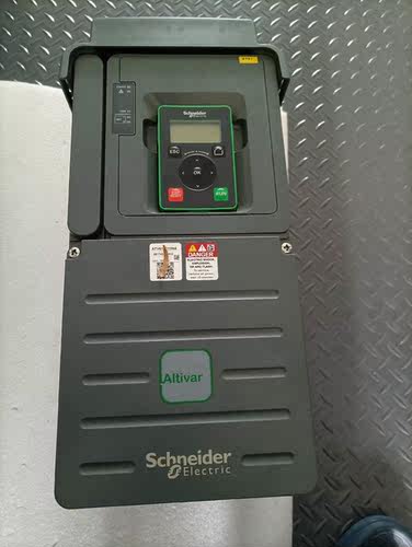 施耐德变频器ATV610D15N4一台拆机成色漂亮