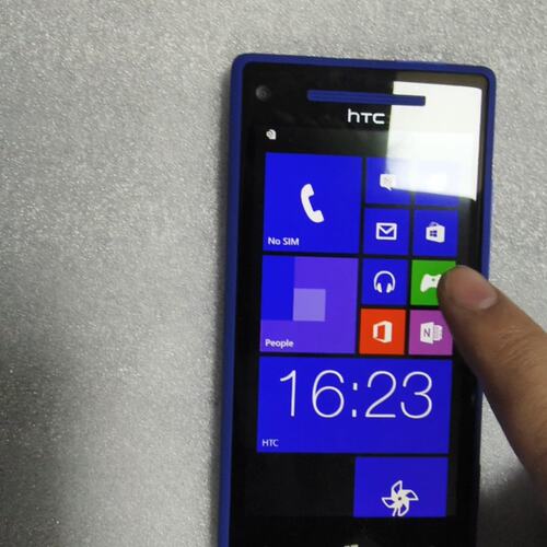 HTC C625b HTC 8X 的澳版/亚太版( 议价）