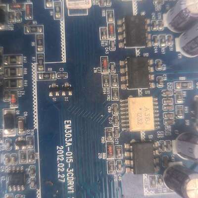 正弦变频器驱动板两块，型号EM303A-015-3CDRV1( 议价）