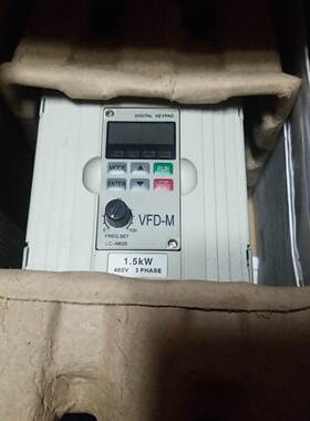 台达变频器的VFDM系列1.5kw带包装