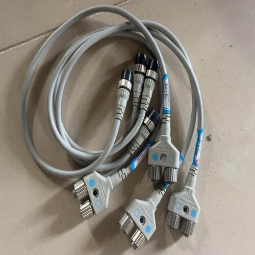 欧姆龙连接线XS2R-D426-B11-F，库存全新(询价）