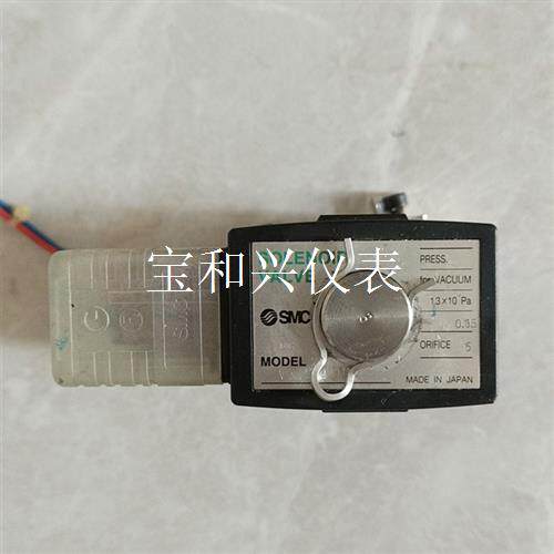日本 三通 VX2340V  DC  SMC电磁阀拆机