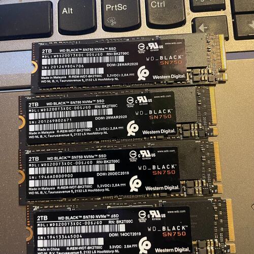 西数黑盘sn750，2tb，m2，固态硬盘，正常使用拆机硬盘( 议价）