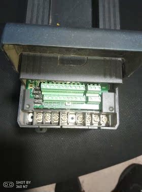 佛斯特变频器FsT一610一1R5G/2R2PT4拆机包好