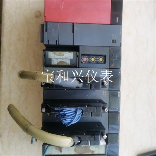 三菱拆机Q系列Q00CPU,通电测试正常。成色如图,55