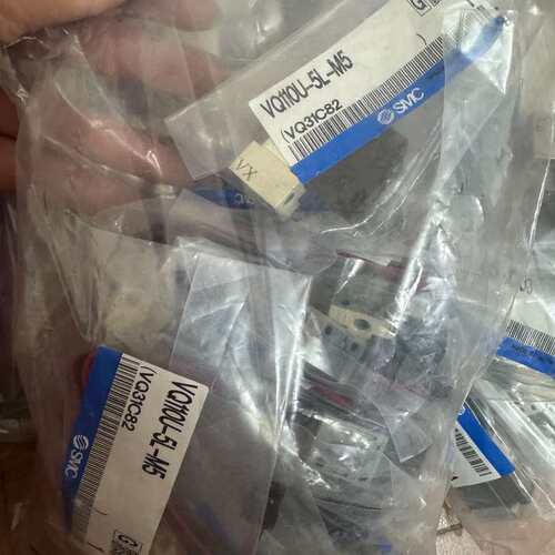 SMC电磁阀VQ110U-5L-M5，日本进( 议价）