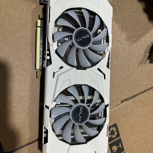 影驰1070Ti显卡 8G显存，功能完好，实物拍摄。适合电竞( 议价）