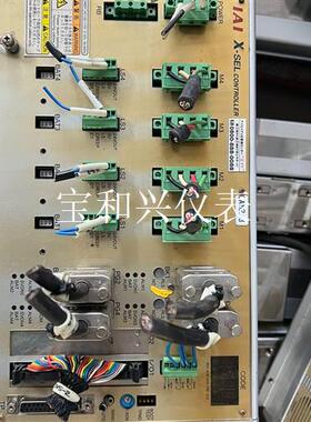 IAI XSEL-J-4-100IL-30DIL-100IL