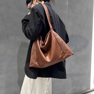 慵懒松弛感单肩包腋下hobo包包女百搭休闲通勤包软皮大容量托特包