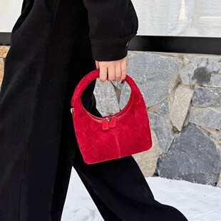 磨砂羊皮编织包红色包包女高级感小众设计饭盒包手拎斜挎包盒子包