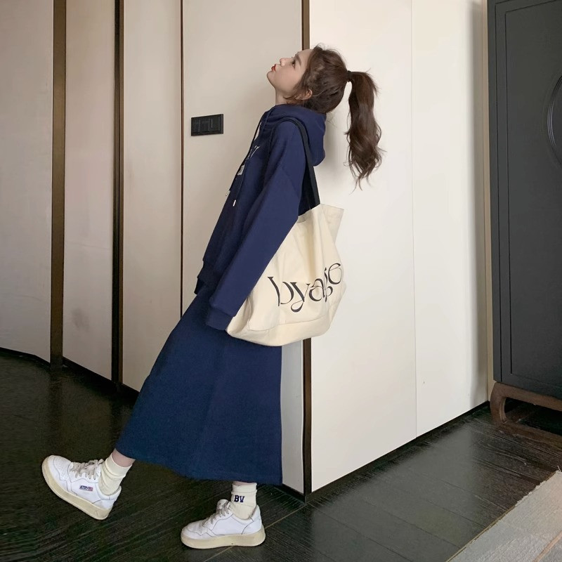 大码女装2024年新款秋装胖mm显瘦遮肚藏肉套装连帽卫衣半身裙