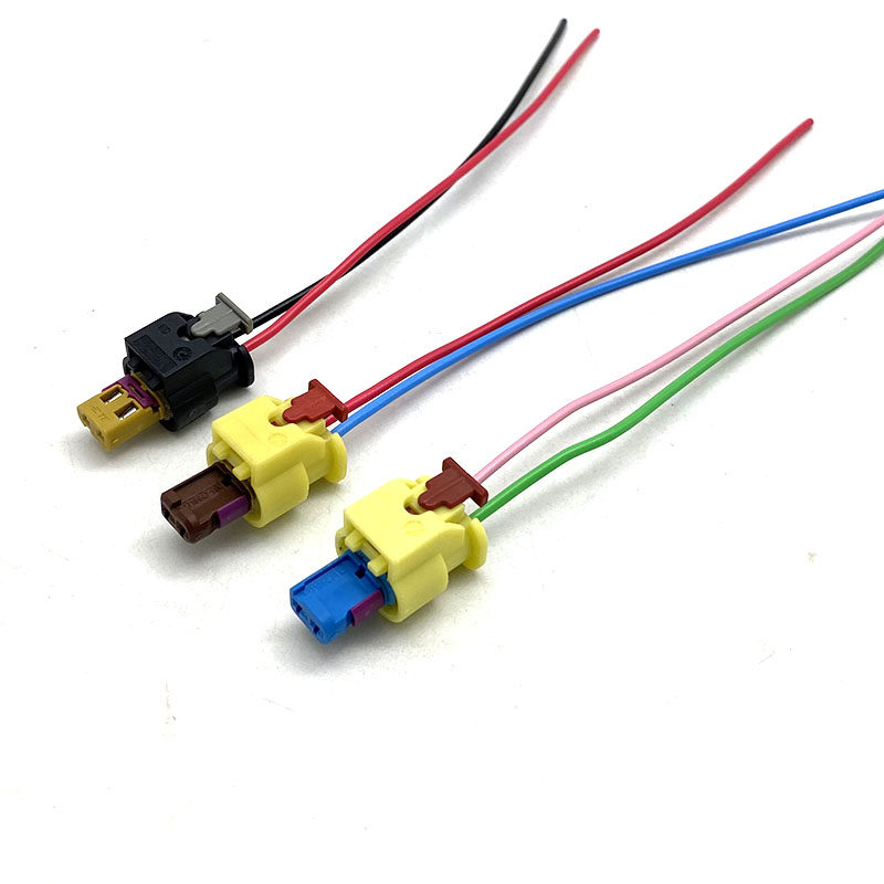 奥迪Q3 A3碰撞传感器插头A4L A6L A8大众迈腾新帕途观高6线束插头