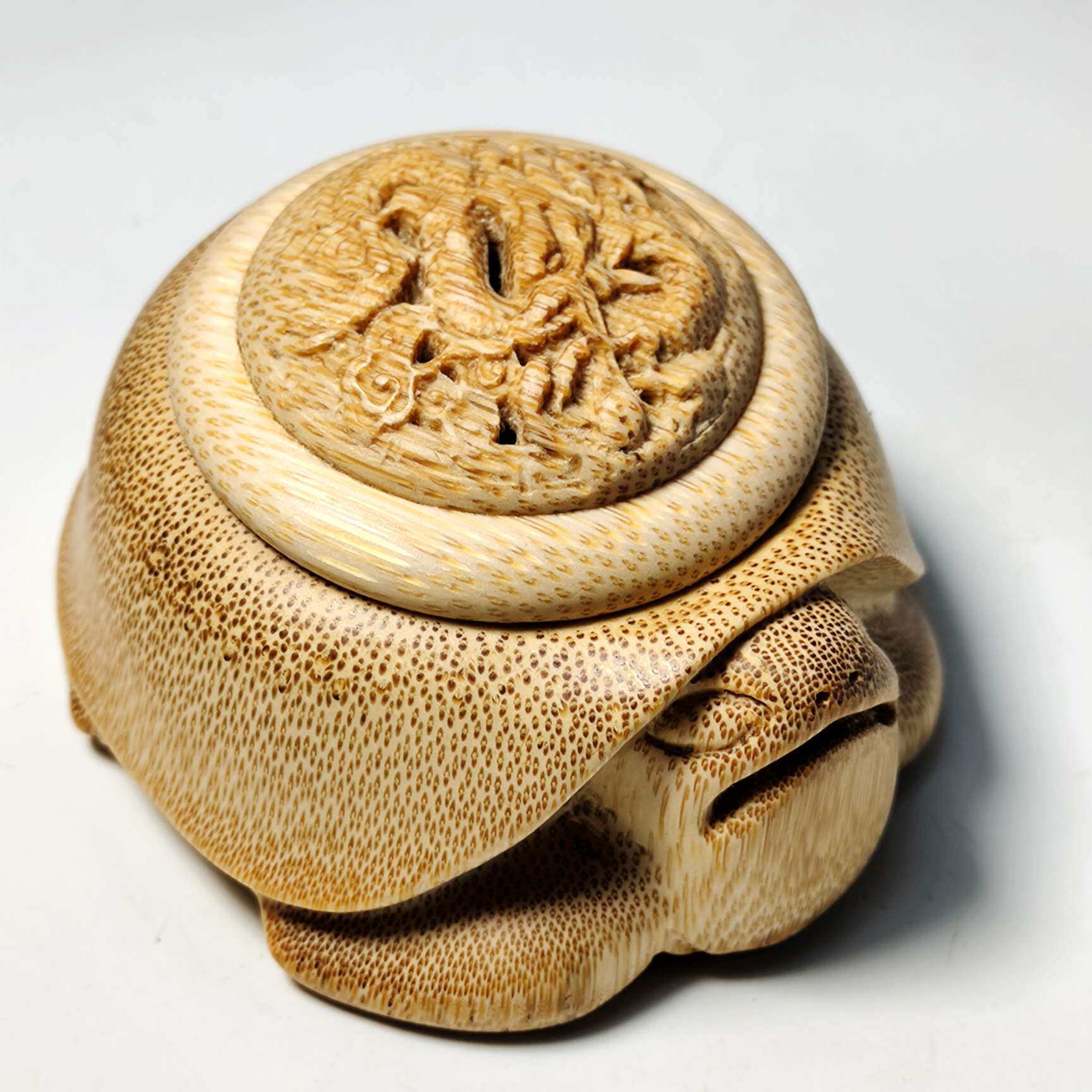 天然玉竹纯手工雕刻长寿龟虫具把玩件文玩竹雕复古收藏摆件