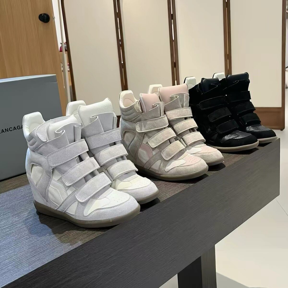 2025秋冬真皮厚底内增高魔术贴休闲鞋高帮女百搭增高拼色运动鞋