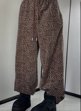 妍西家 诗歌兰女装25冬款52200时尚咖松紧腰休闲裤豹纹加绒休闲裤