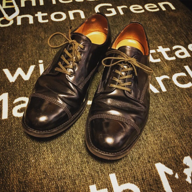 英国正品sanders复古军事线低帮皮鞋男亮面植鞣革牛皮1128德比鞋