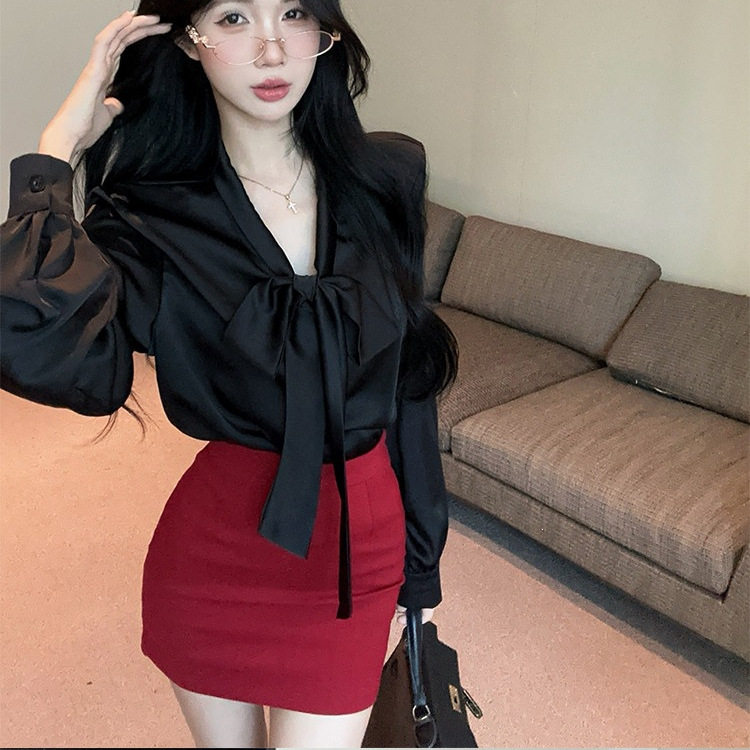 黑色长袖衬衫女感缎面垂感衬衣高腰包臀短裙职业秘书通勤套装