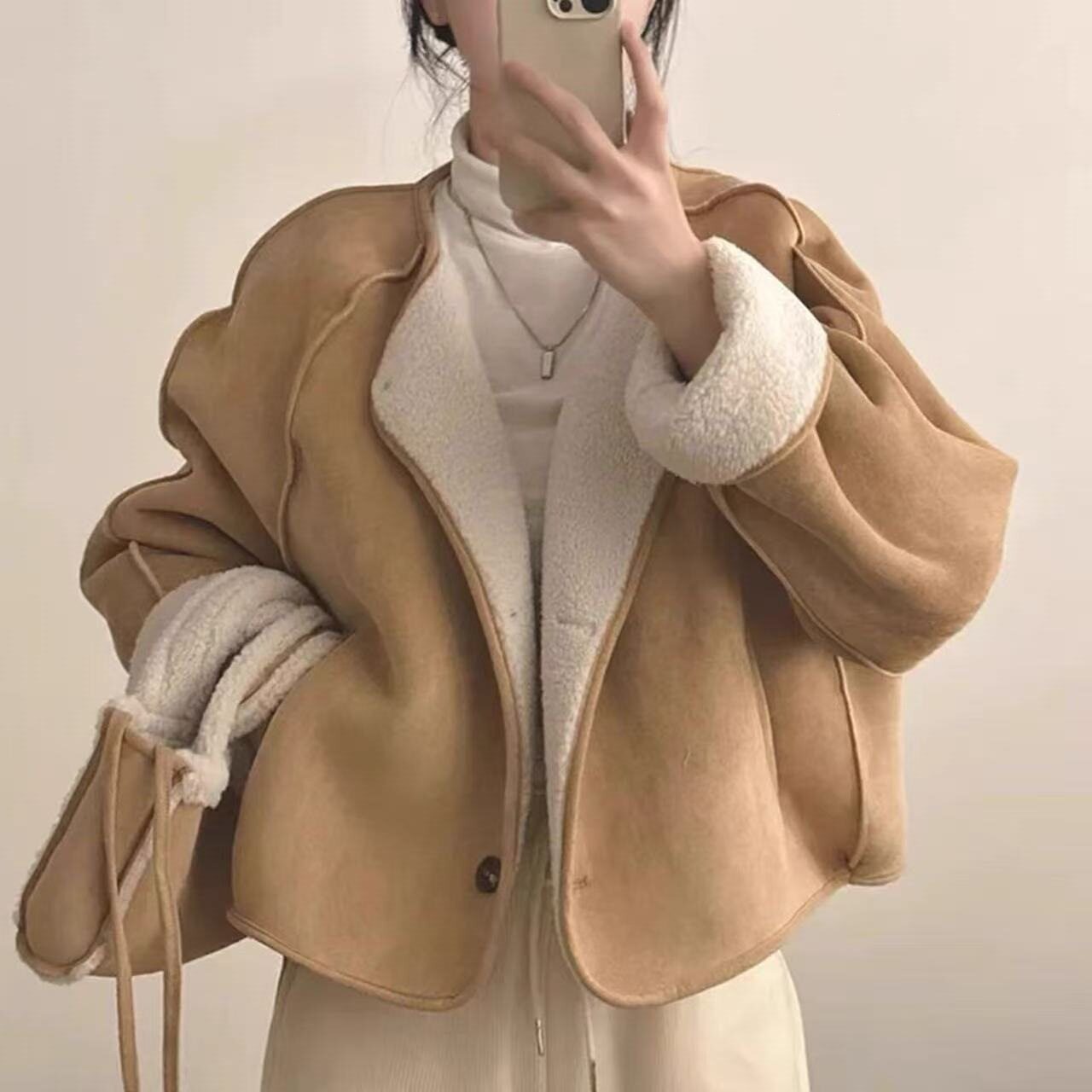复古皮毛一体拼接羊羔毛外套女2025冬季新款宽松保暖长袖棉服上衣