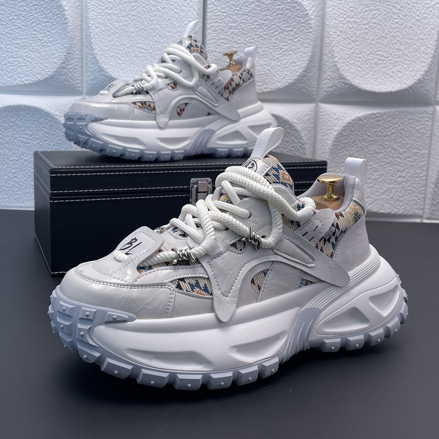 老爹鞋男士厚底2026春季新款时尚潮流小白鞋内增高超火运动休闲鞋,流行男鞋,老爹鞋,淘宝优惠券,粉丝福利购,淘宝优惠卷