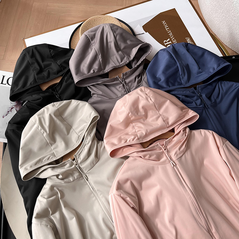 日单！2025秋冬新款加绒连帽外套女冲锋衣防风防水摇粒绒夹克上衣