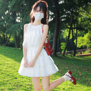 挂脖温柔感午后甜茶连衣裙白色小个子甜美小清新 花崎鹿原创无袖