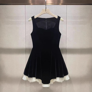 黑色丝绒礼服短裙女 高级感法式 连衣裙2025夏季 新款 荷叶边方领无袖