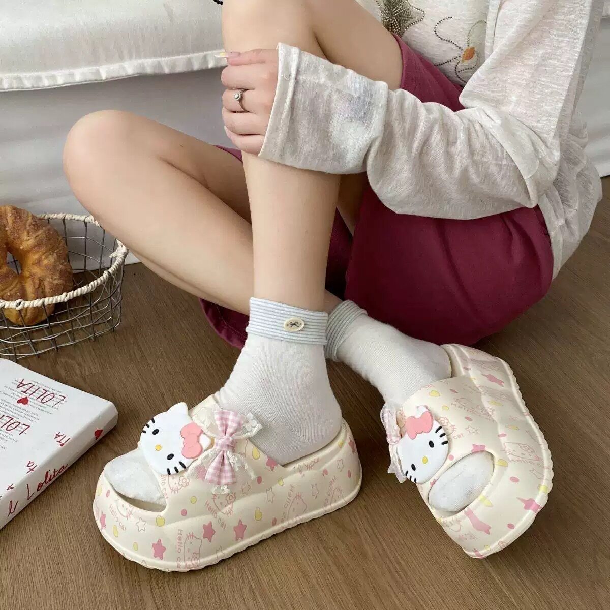 女，EVA材质，卡通猫头，
