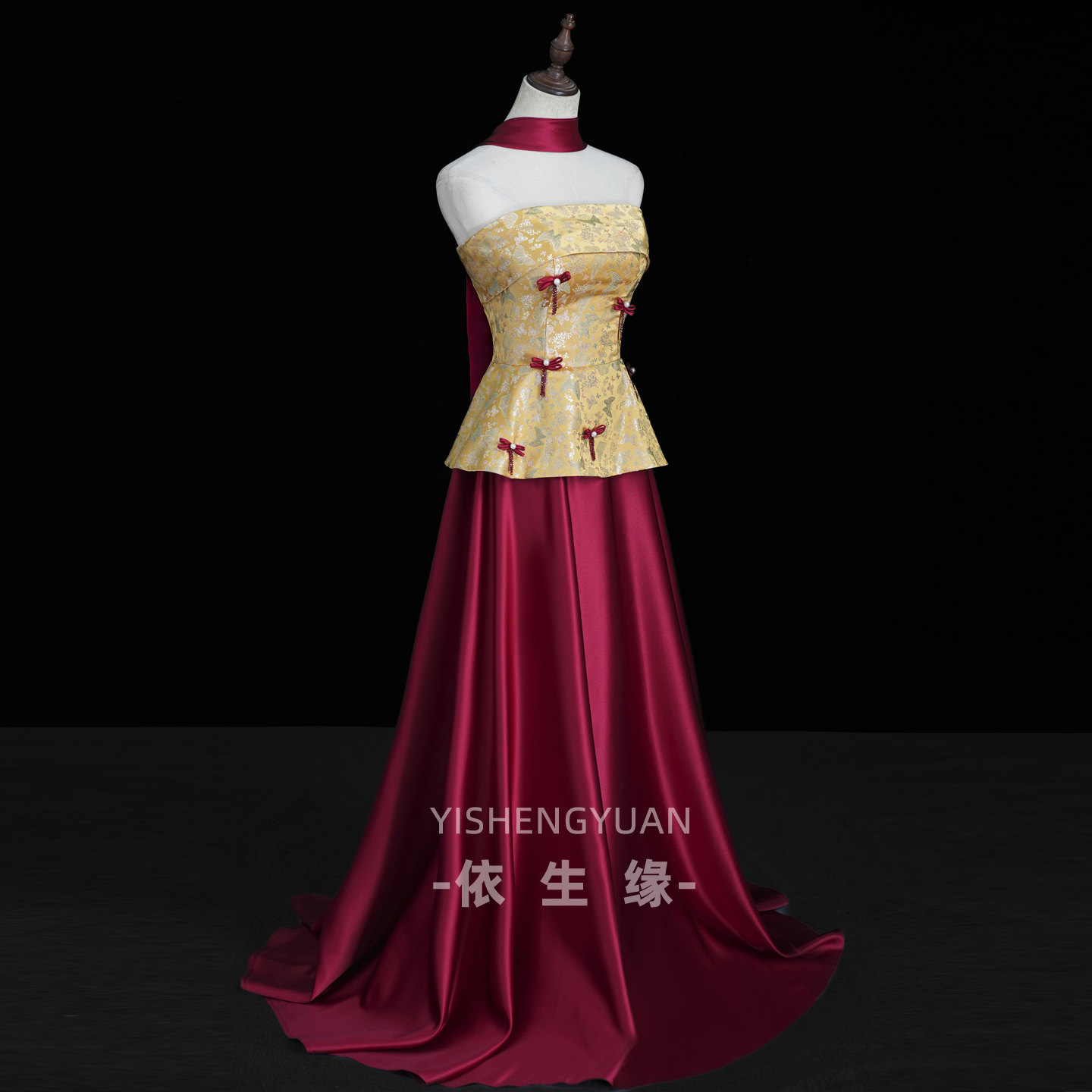 高端新中式抹胸礼服裙红色缎面新娘敬酒服显瘦高级感宴会晚礼服