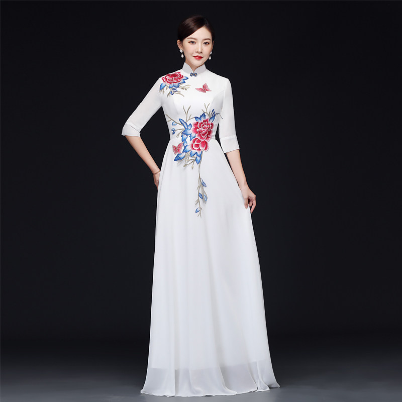 中式合唱演出服飘逸大摆裙图片