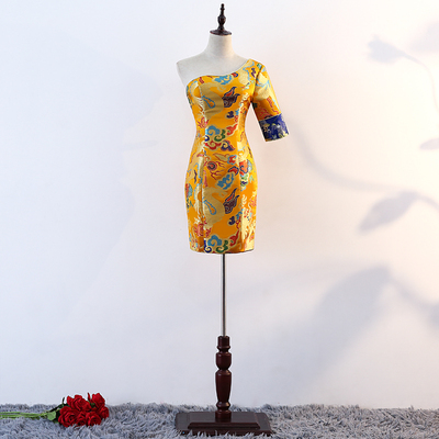 短款黄色性感抹胸走秀修身晚礼服