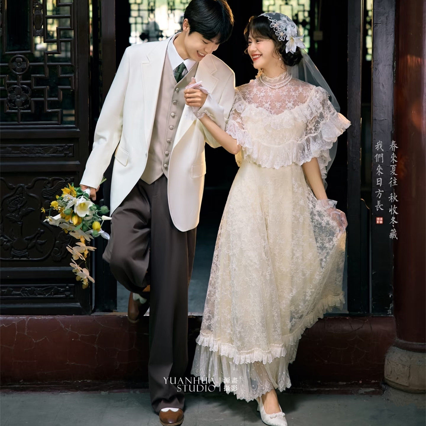 影楼主题摄影服装复古风一字肩蕾丝婚纱女长裙高级感旅拍礼服大码