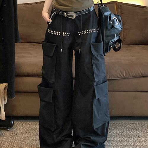 实拍美式黑色铆钉工装裤女夏季重工亮片百搭复古速干多口袋直筒裤