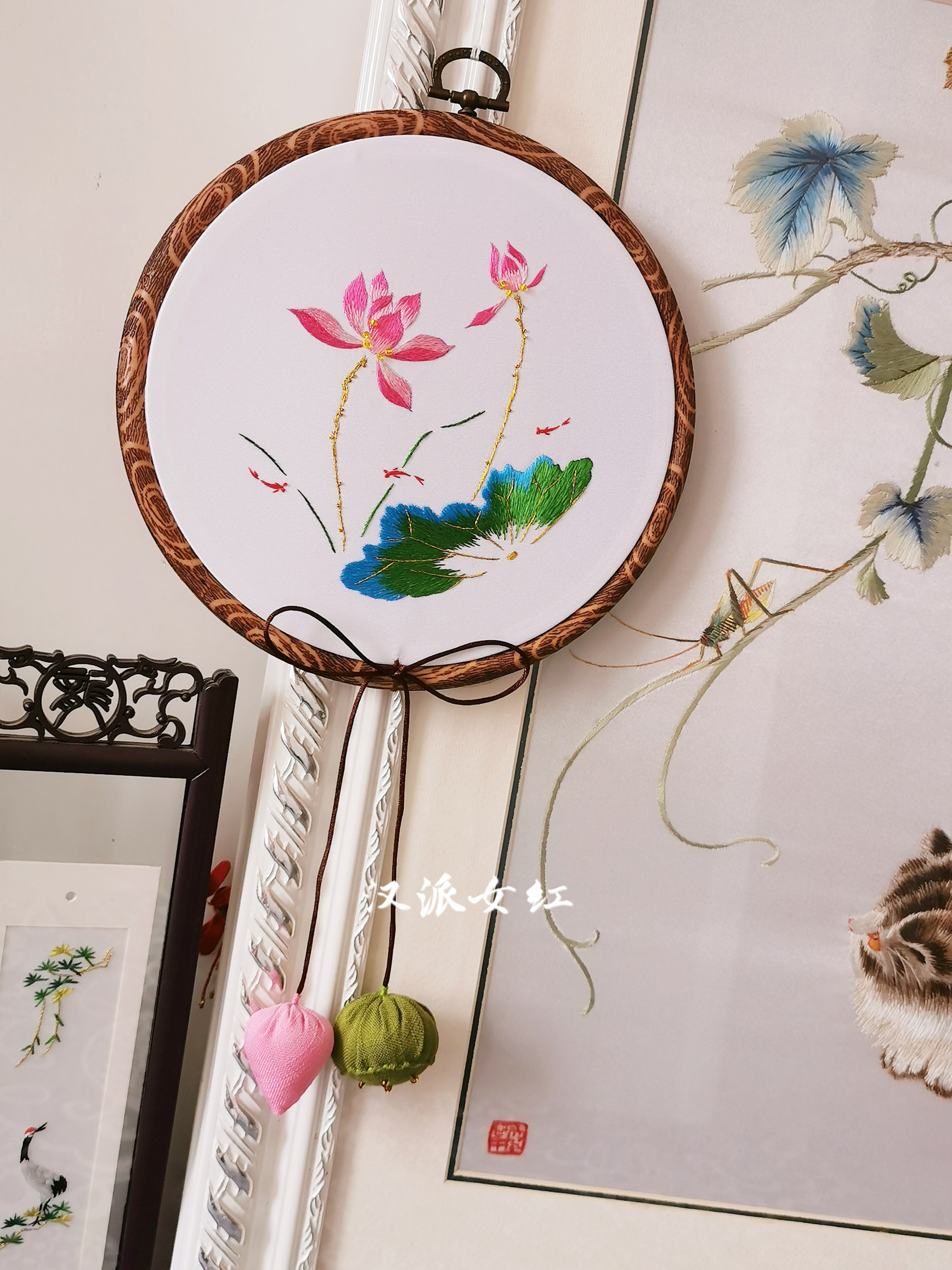 汉派女红手工刺绣布艺荷花玉兰花挂件成品装饰画diy自绣材料包