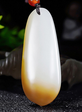 新疆大师郭磊作品和田玉且末料一口糖羊脂白玉过灯随形18.03克