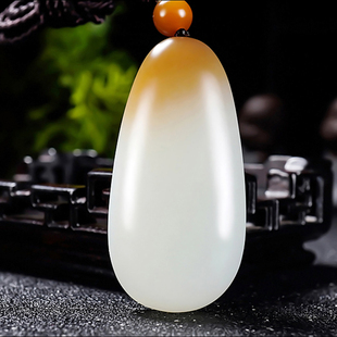 新疆大师郭磊作品和田玉糖羊脂白玉且末金山料平安无事牌28.41克