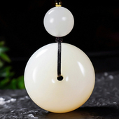 新疆大师冯立辉作品和田玉且末金山料糖羊脂白玉平安扣34.91克